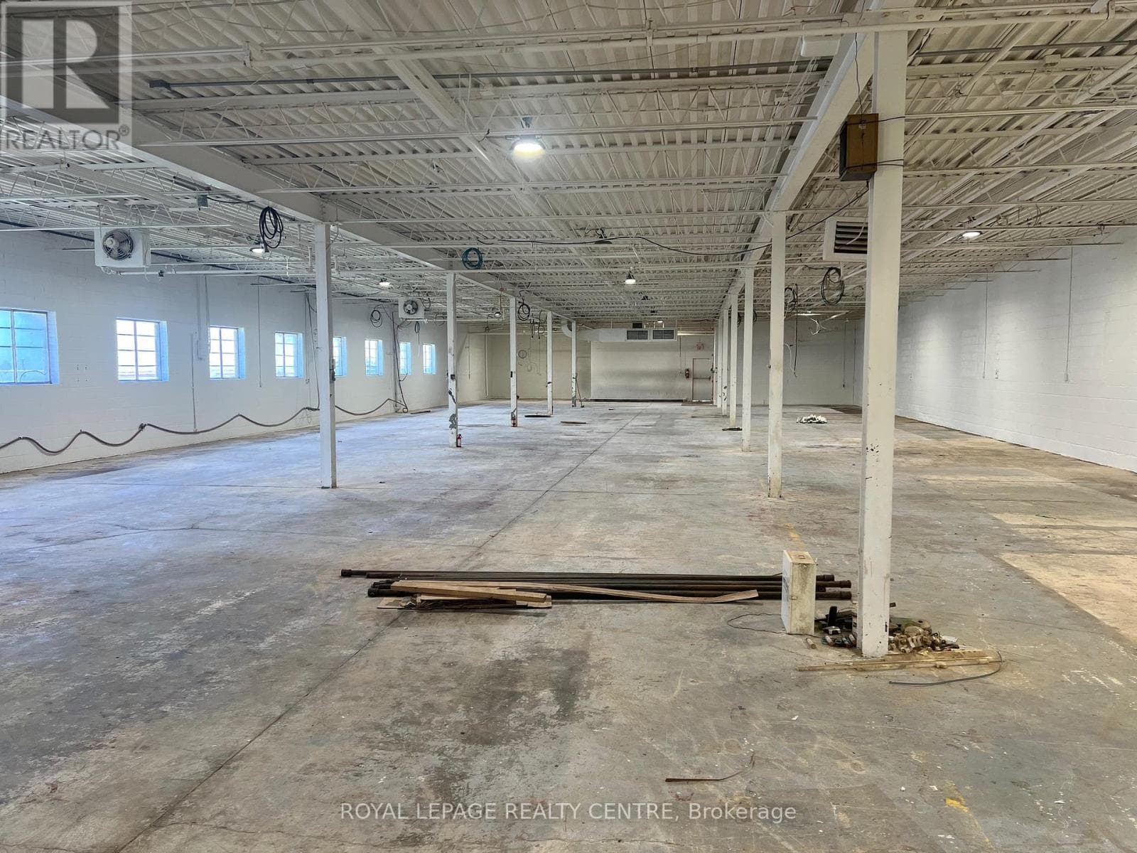 Industrial at 1024 Rangeview Road, Mississauga (Lakeview), Ontario - Photo 5 - RE/MAX Garden City Realty