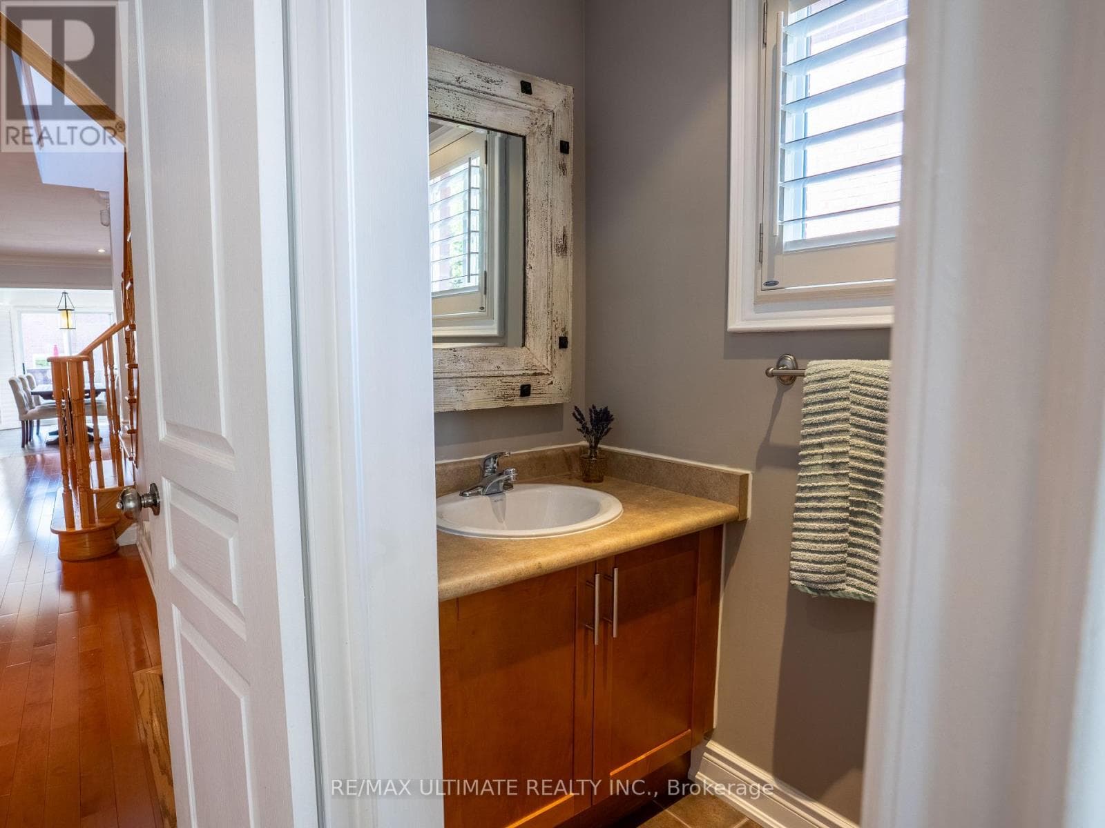Single Family at 43 Shelbourne Drive, Vaughan (Vellore Village), Ontario - Photo 5 - RE/MAX Garden City Realty