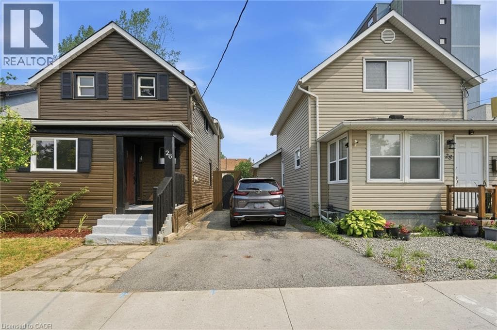 Single Family at 26 STATE Street, Welland, Ontario - Photo 4 - RE/MAX Garden City Realty