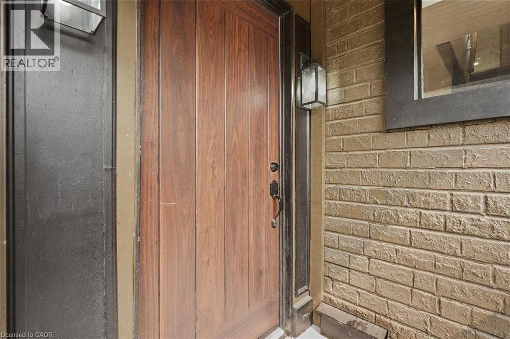 Single Family at 26 STATE Street, Welland, Ontario - Photo 6 - RE/MAX Garden City Realty