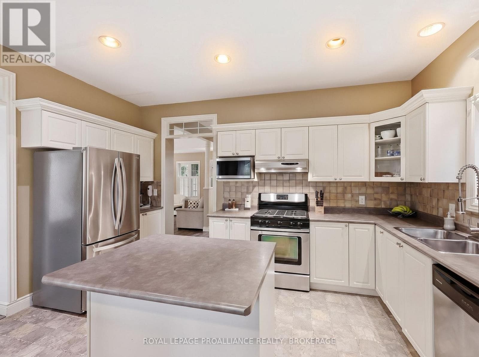 Single Family at 440 Conservatory Drive, Kingston (City SouthWest), Ontario - Photo 6 - RE/MAX Garden City Realty