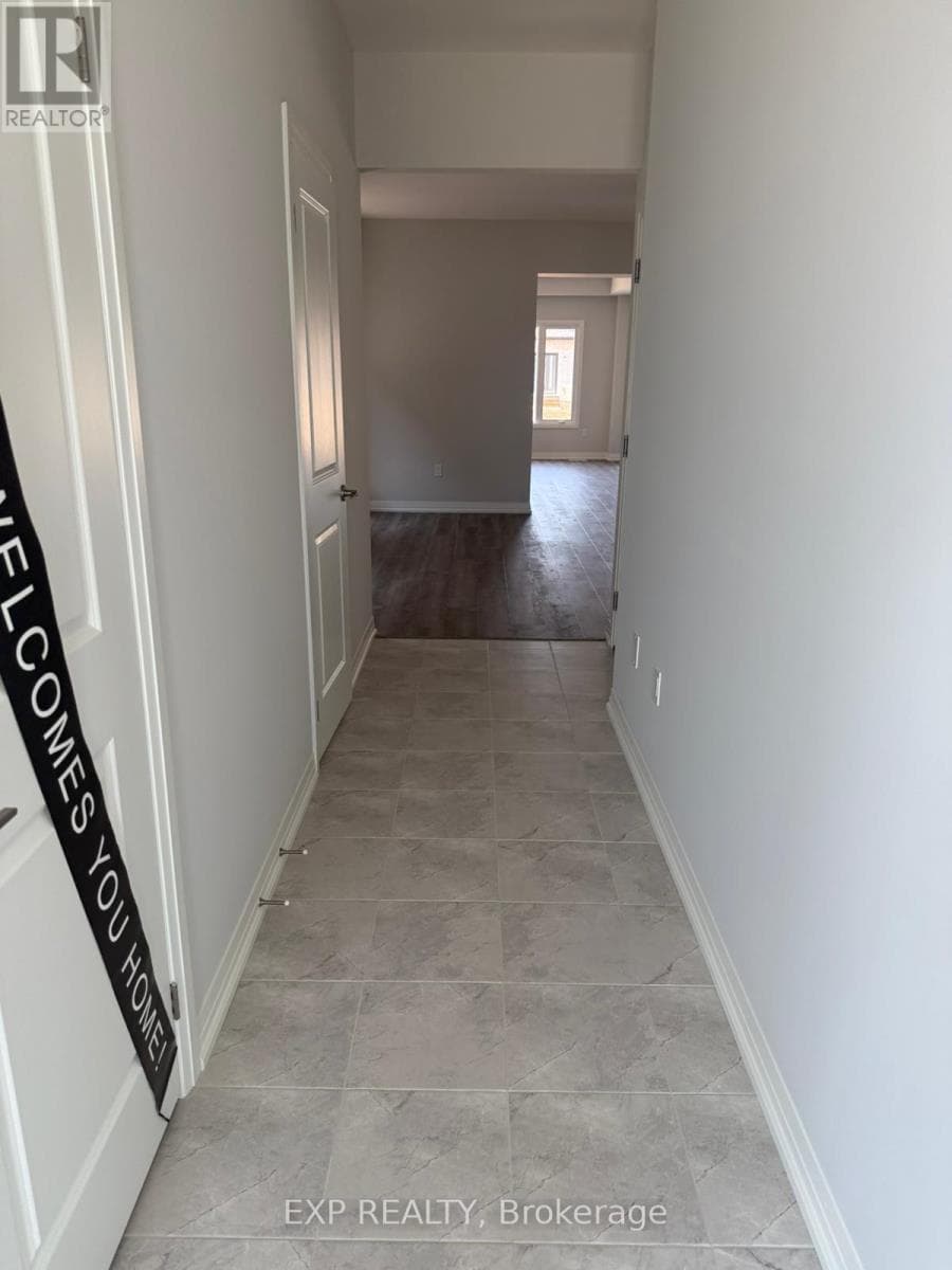 Single Family at 1031 Alliston Avenue, Fort Erie (Crescent Park), Ontario - Photo 6 - RE/MAX Garden City Realty