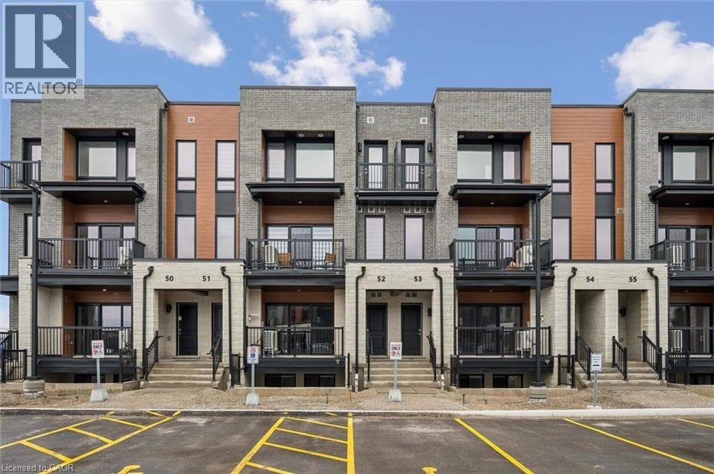 C052- 525 ERINBROOK Drive