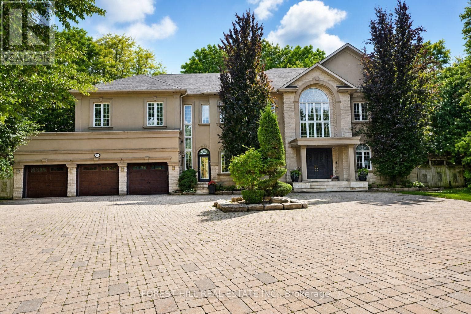 161 Renaissance Court
