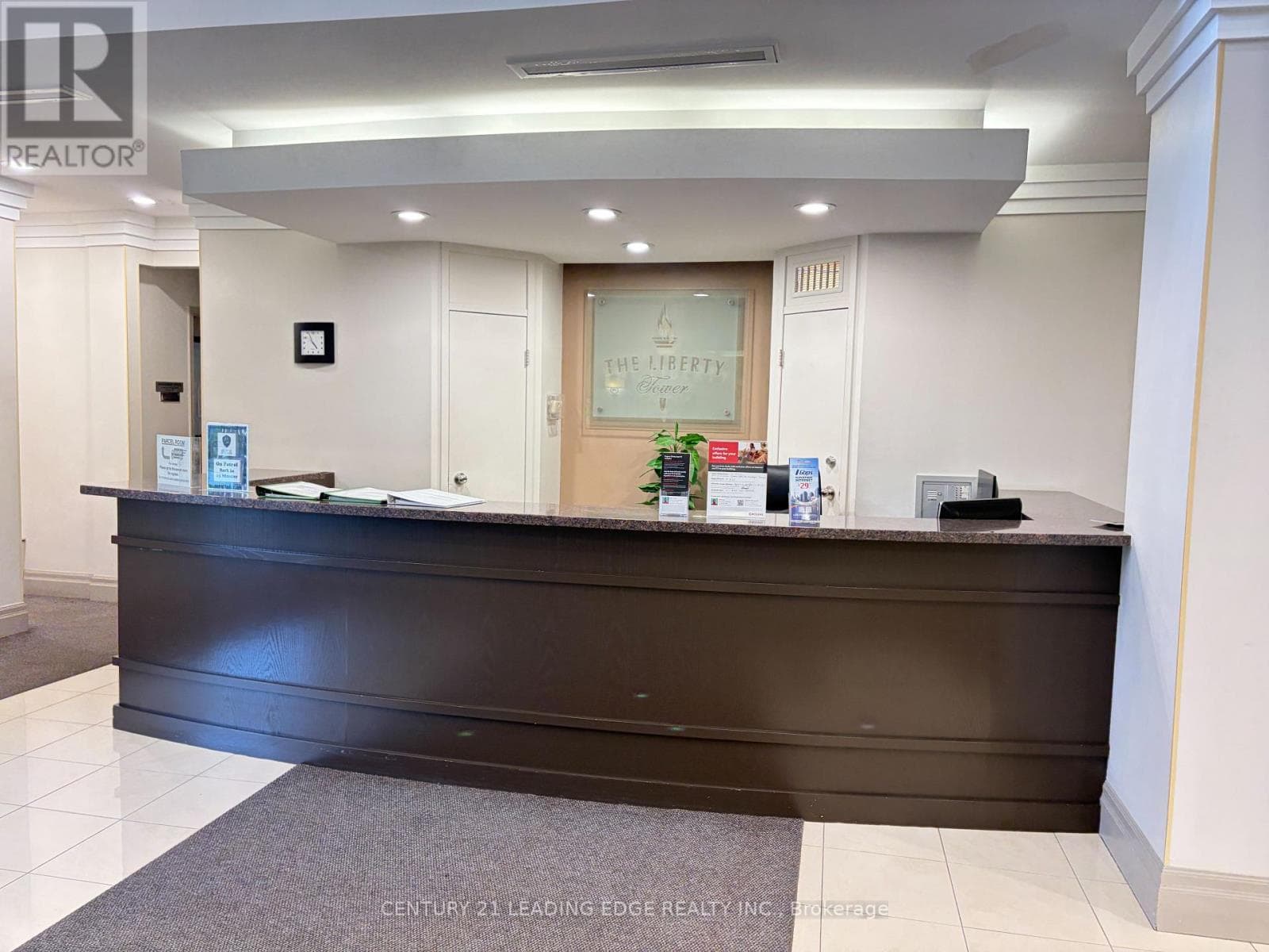 Single Family at 210- 25 Times Avenue, Markham (Commerce Valley), Ontario - Photo 5 - RE/MAX Garden City Realty