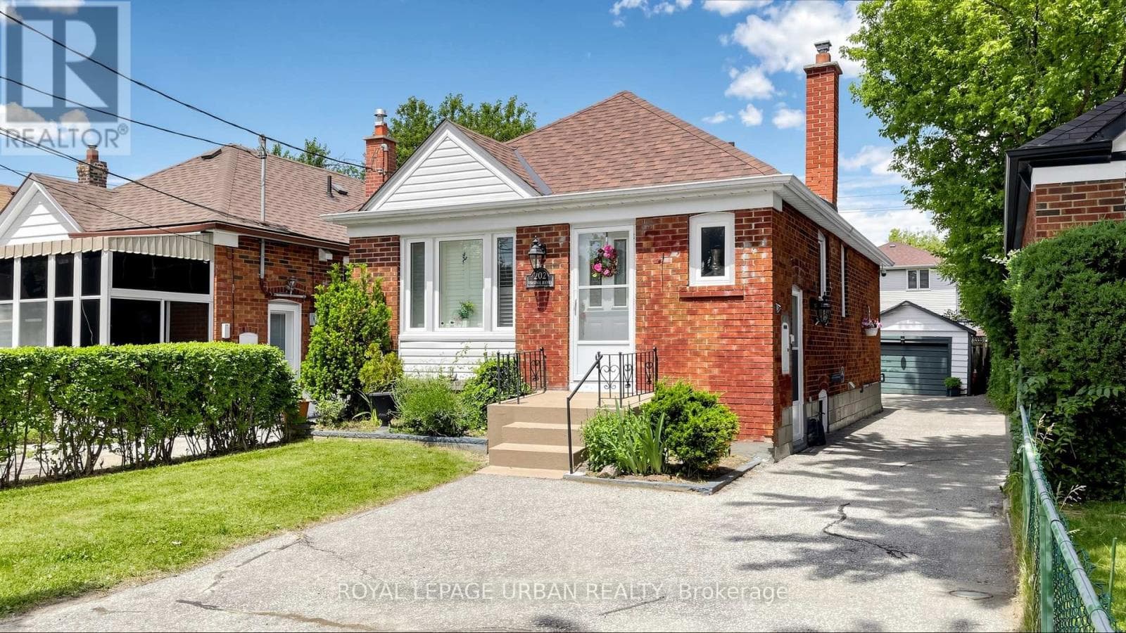 Single Family at 202 Virginia Avenue, Toronto (Woodbine-Lumsden), Ontario - Photo 2 - RE/MAX Garden City Realty