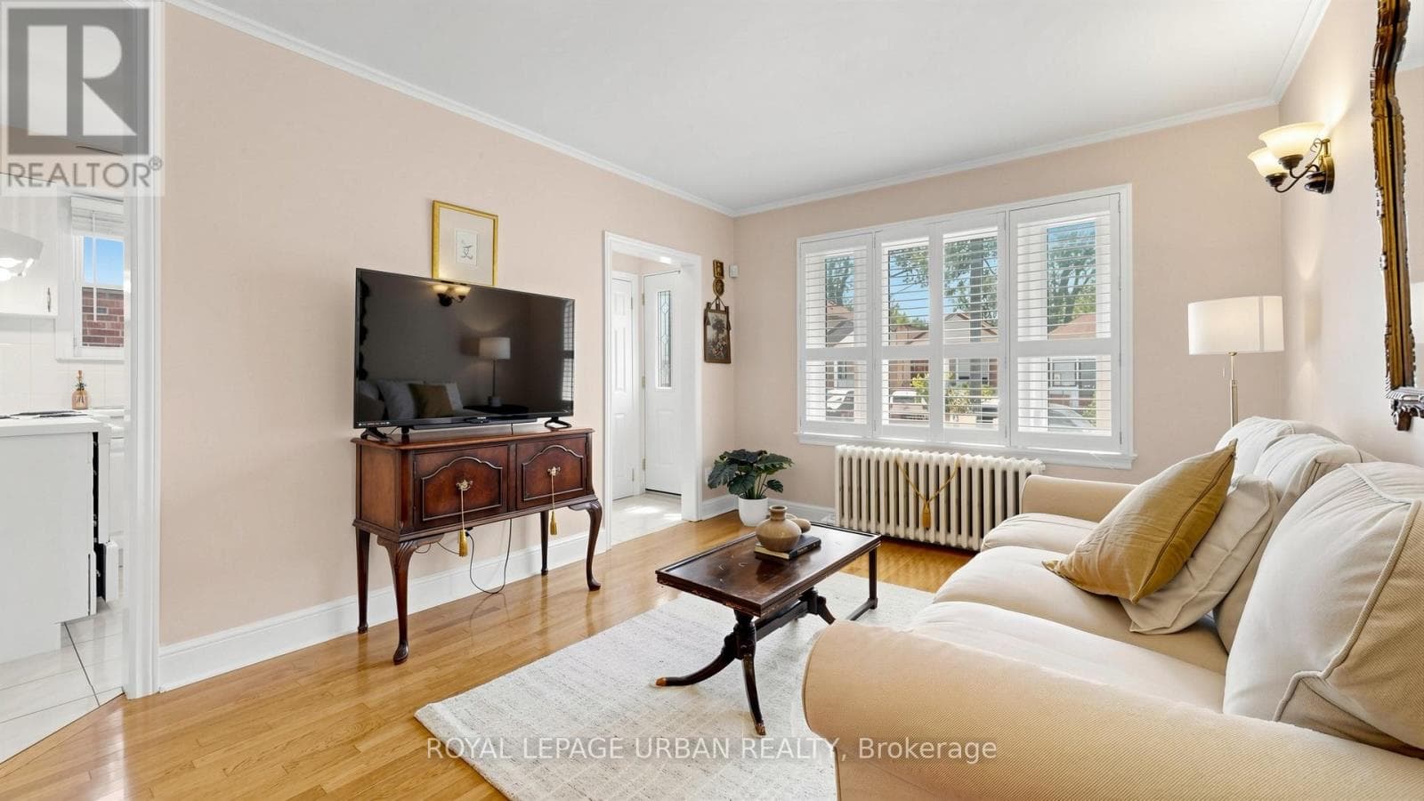 Single Family at 202 Virginia Avenue, Toronto (Woodbine-Lumsden), Ontario - Photo 4 - RE/MAX Garden City Realty