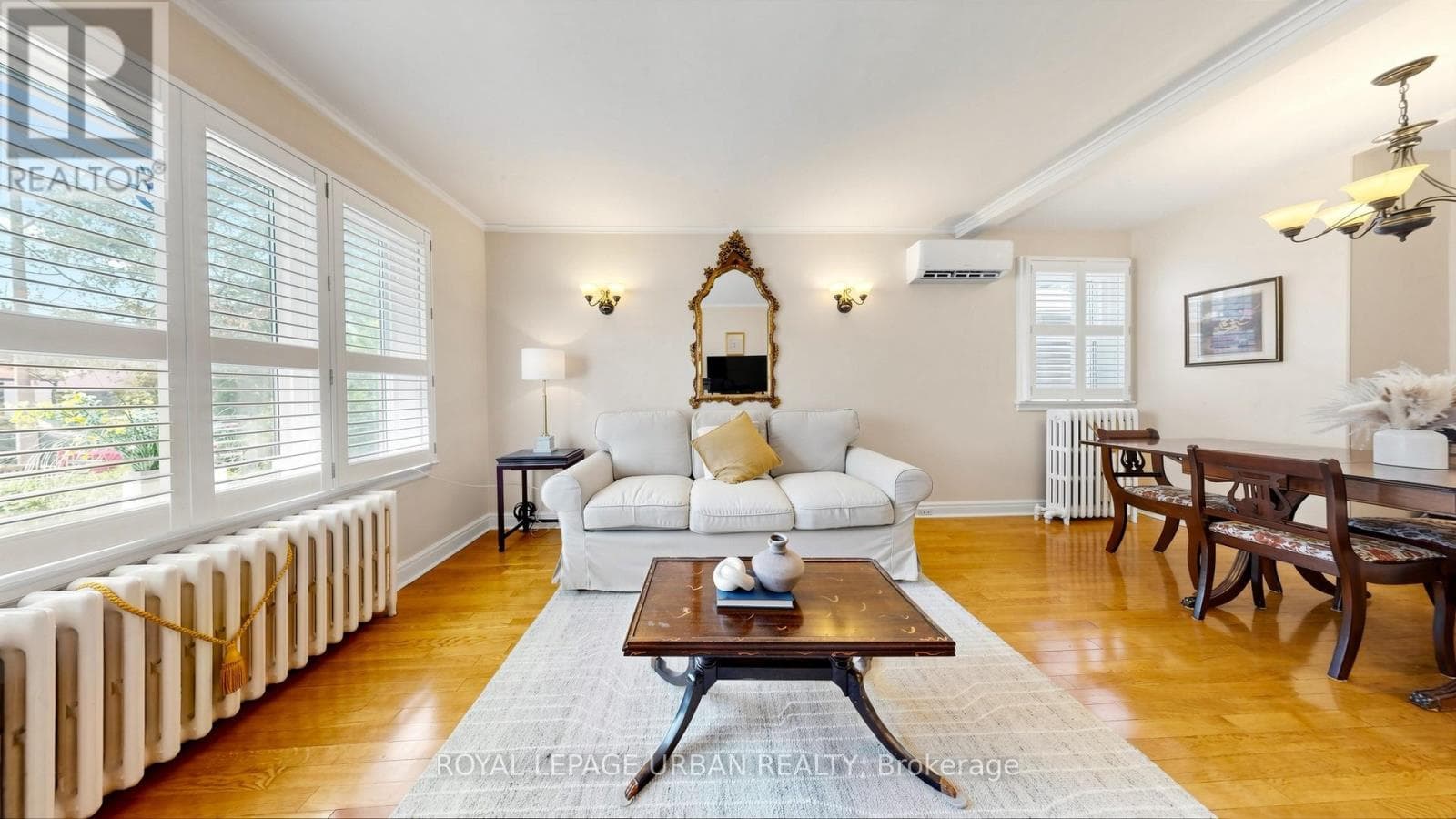 Single Family at 202 Virginia Avenue, Toronto (Woodbine-Lumsden), Ontario - Photo 5 - RE/MAX Garden City Realty