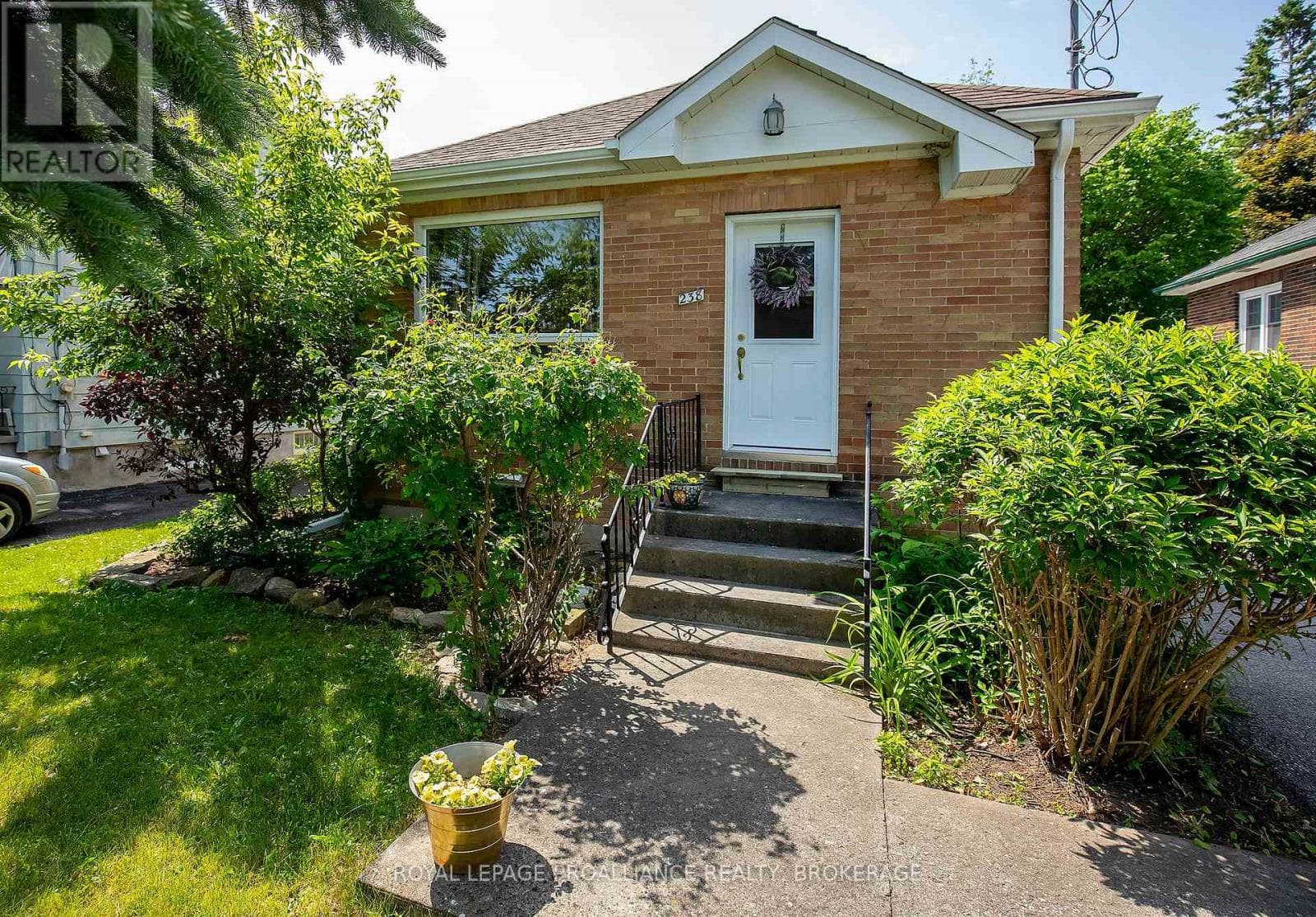 238 Mack Street