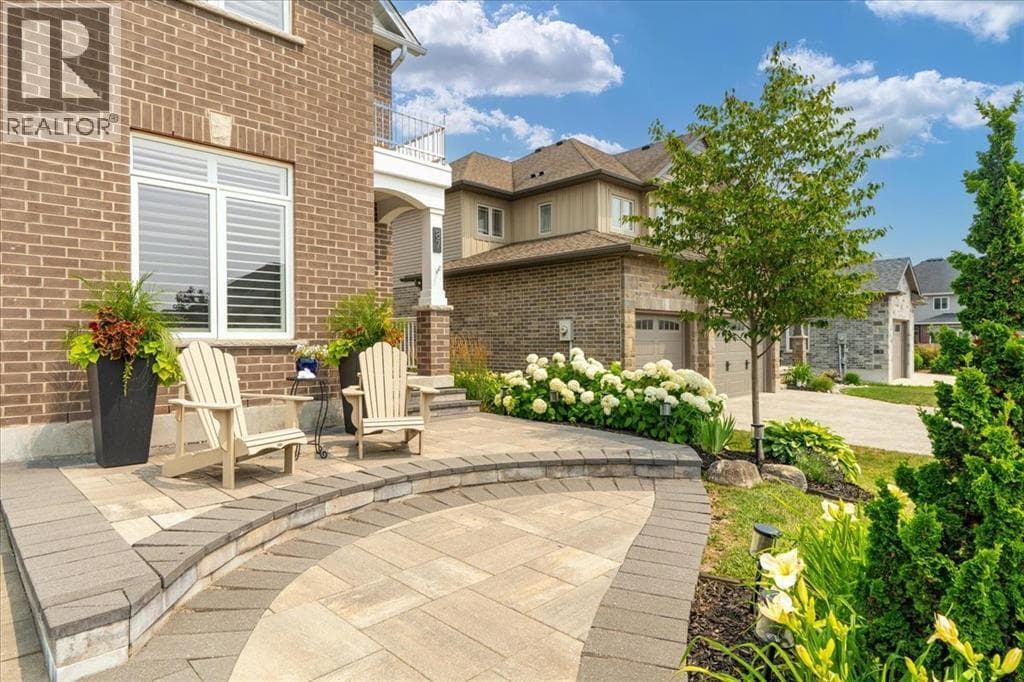 Single Family at 87 BOYD Boulevard, Zorra, Ontario - Photo 3 - RE/MAX Garden City Realty