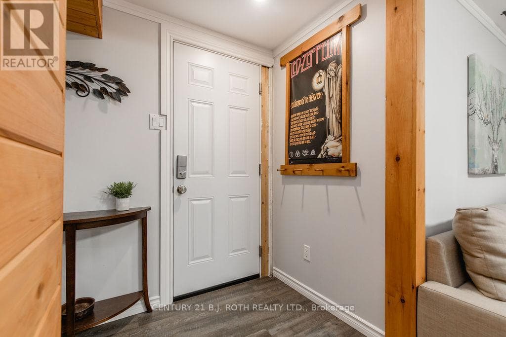 Single Family at 243 Wellington Street, Barrie (Codrington), Ontario - Photo 6 - RE/MAX Garden City Realty