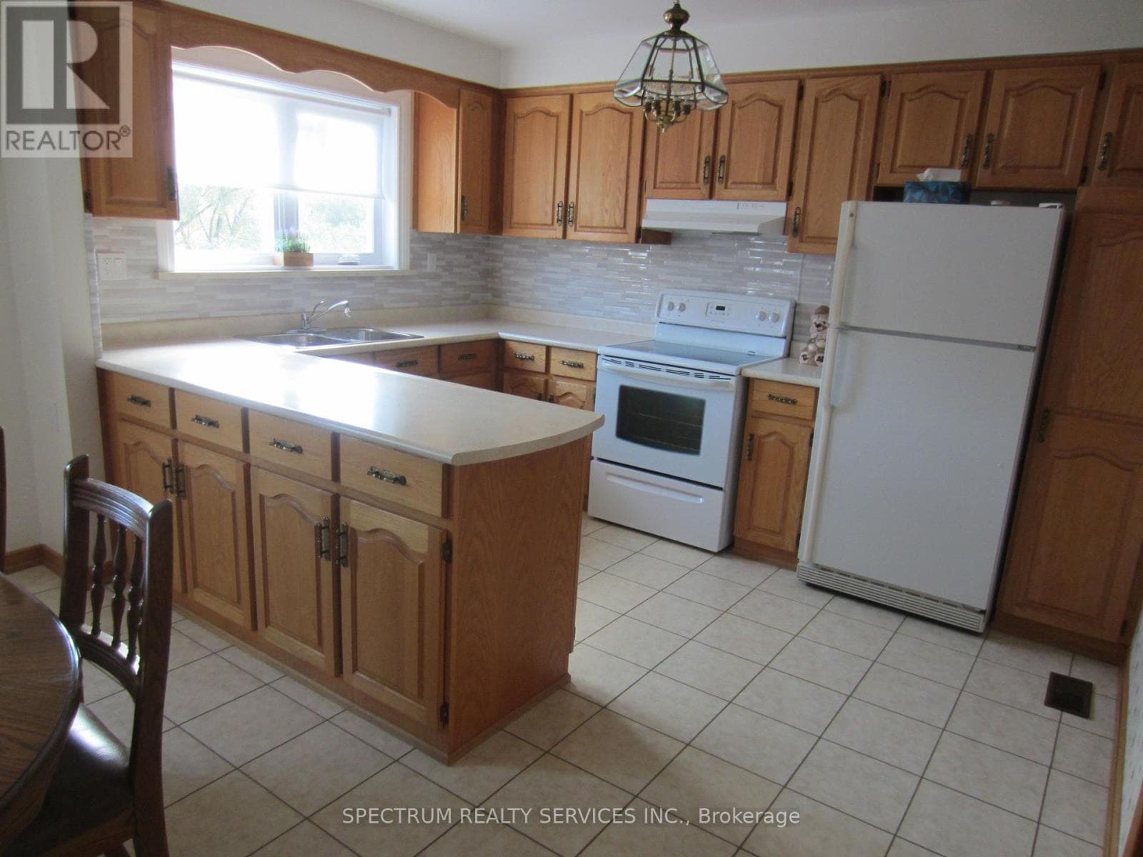 Single Family at Unit 1- 49 Gotham Court, Toronto (Brookhaven-Amesbury), Ontario - Photo 4 - RE/MAX Garden City Realty