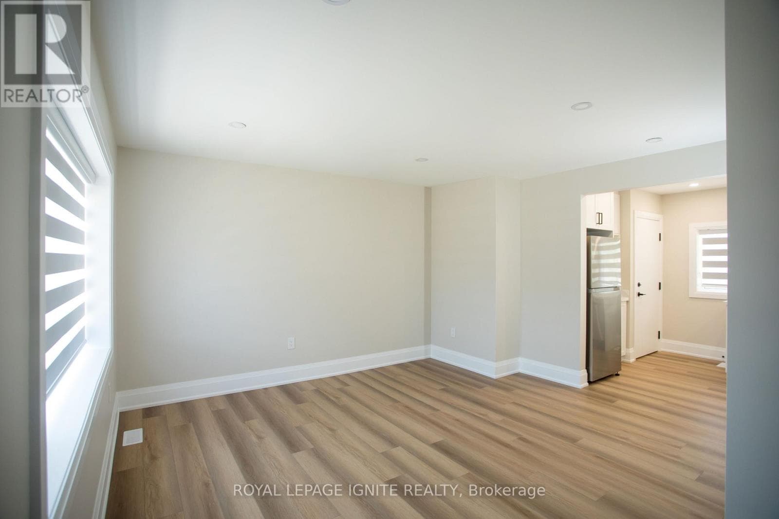 Single Family at Main- 38 Parent Avenue, Toronto (Downsview-Roding-CFB), Ontario - Photo 4 - RE/MAX Garden City Realty