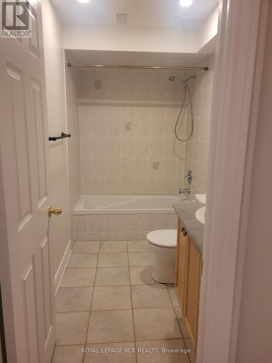 Single Family at 130 Widdifield Avenue, Newmarket (Armitage), Ontario - Photo 10 - RE/MAX Garden City Realty