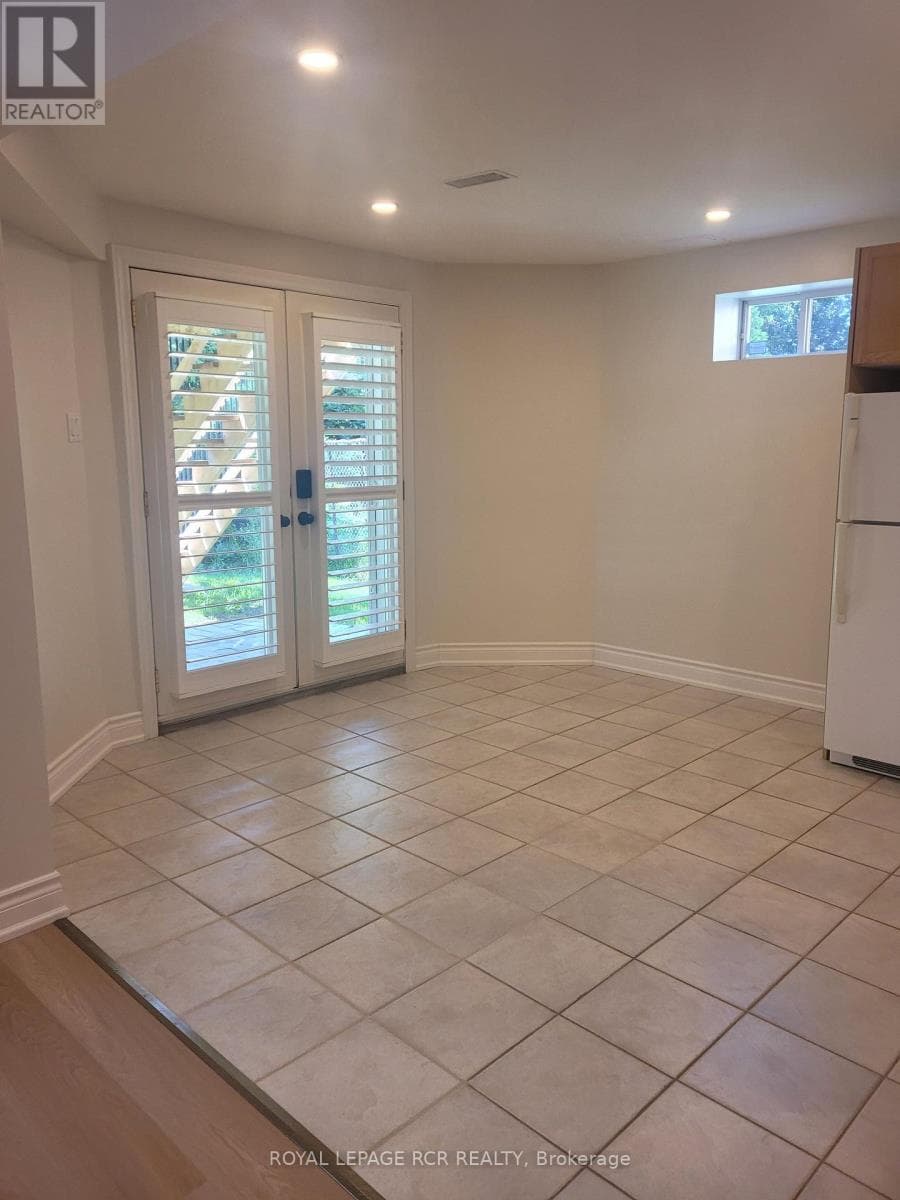 Single Family at 130 Widdifield Avenue, Newmarket (Armitage), Ontario - Photo 3 - RE/MAX Garden City Realty