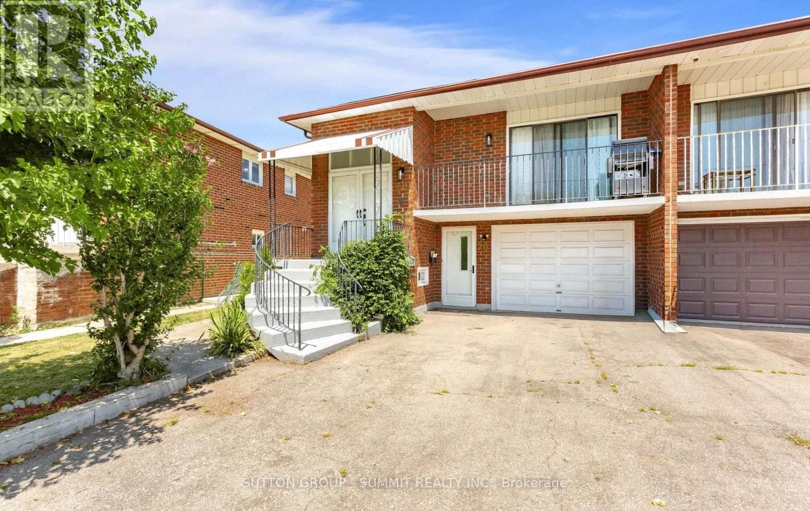 Single Family at 20 SAWMILL Road, Toronto (Glenfield-Jane Heights), Ontario - Photo 3 - RE/MAX Garden City Realty