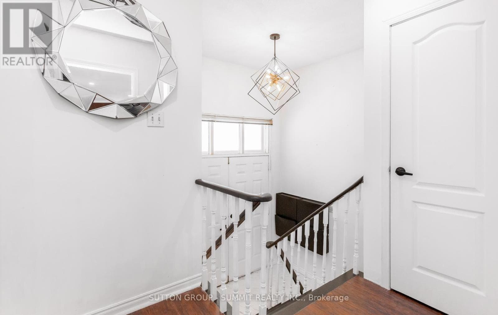 Single Family at 20 SAWMILL Road, Toronto (Glenfield-Jane Heights), Ontario - Photo 6 - RE/MAX Garden City Realty