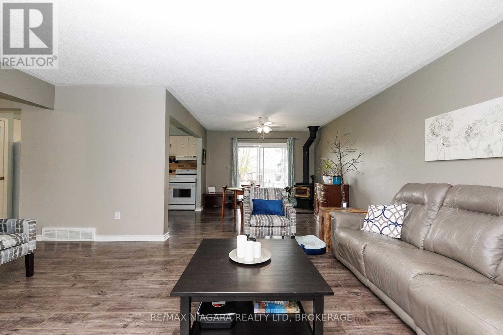 Single Family at 1506 Ott Road, Fort Erie (Mulgrave), Ontario - Photo 6 - RE/MAX Garden City Realty