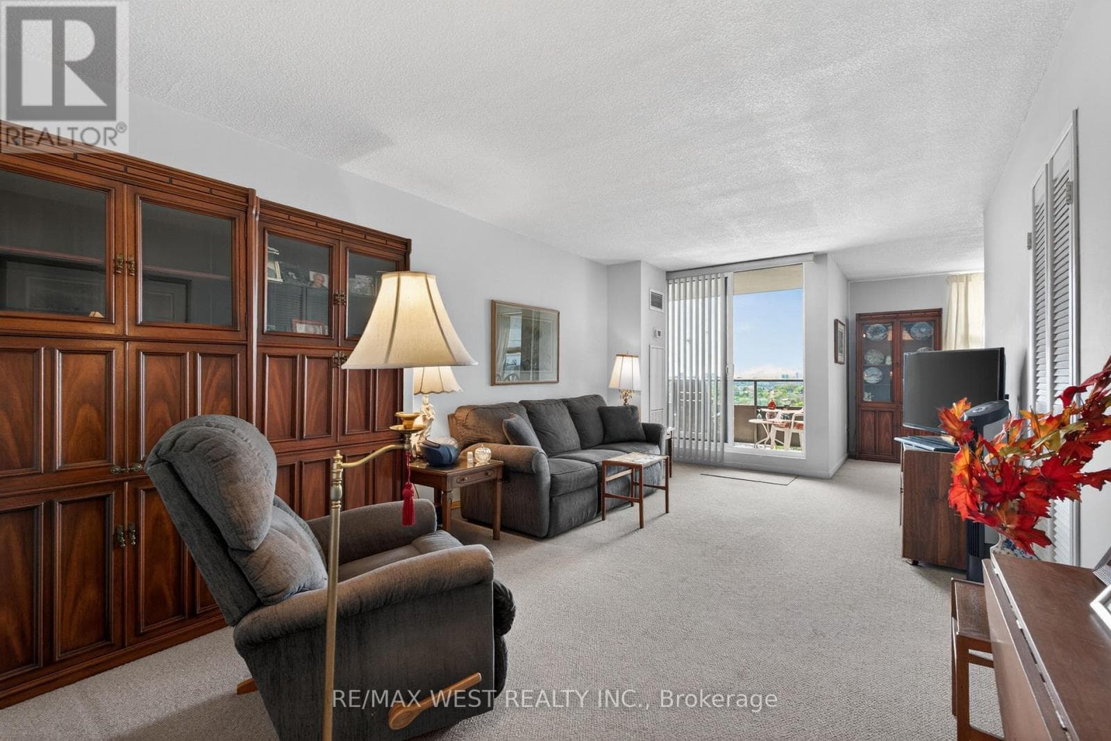Single Family at 1801- 75 Emmett Avenue, Toronto (Mount Dennis), Ontario - Photo 6 - RE/MAX Garden City Realty