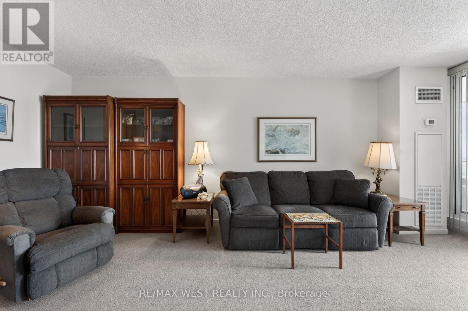 Single Family at 1801- 75 Emmett Avenue, Toronto (Mount Dennis), Ontario - Photo 7 - RE/MAX Garden City Realty