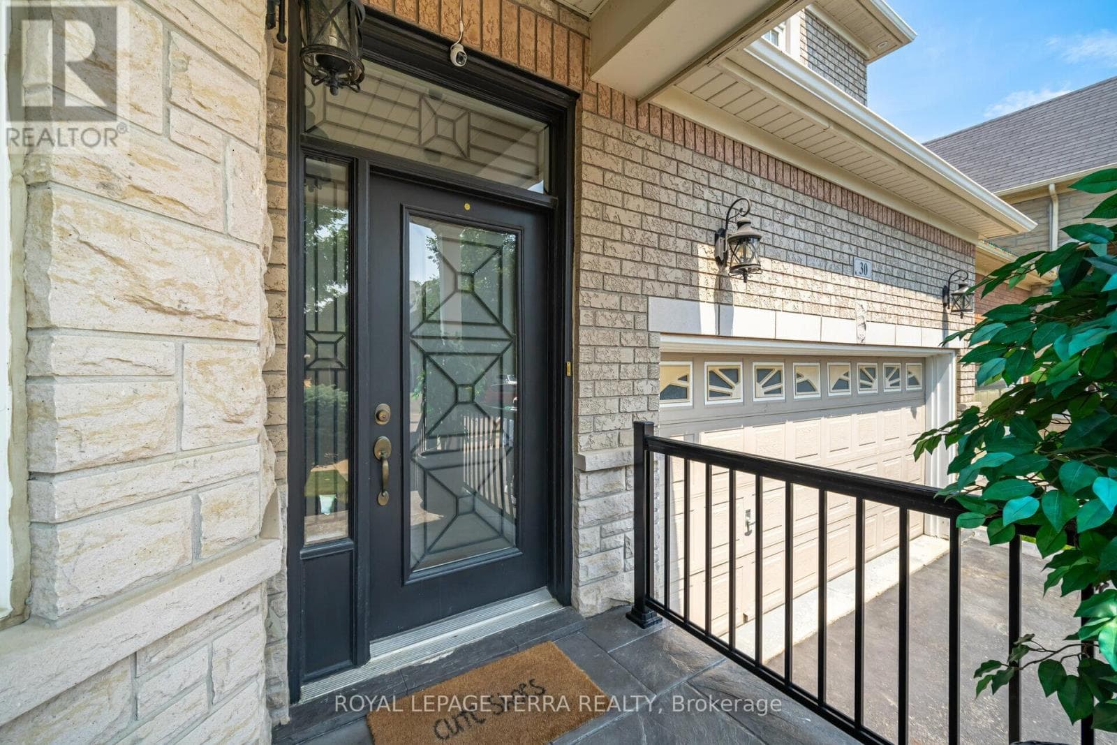 Single Family at Upper- 30 Eatonville Street, Brampton (Northwest Sandalwood Parkway), Ontario - Photo 6 - RE/MAX Garden City Realty