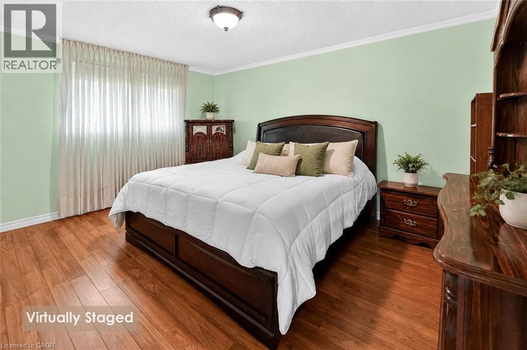 Single Family at 6444 ARMSTRONG Drive, Niagara Falls, Ontario - Photo 10 - RE/MAX Garden City Realty