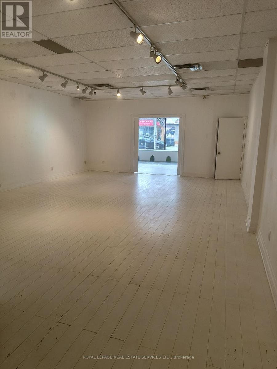 Retail at 1840 Danforth Avenue, Toronto (Danforth Village-East York), Ontario - Photo 5 - RE/MAX Garden City Realty