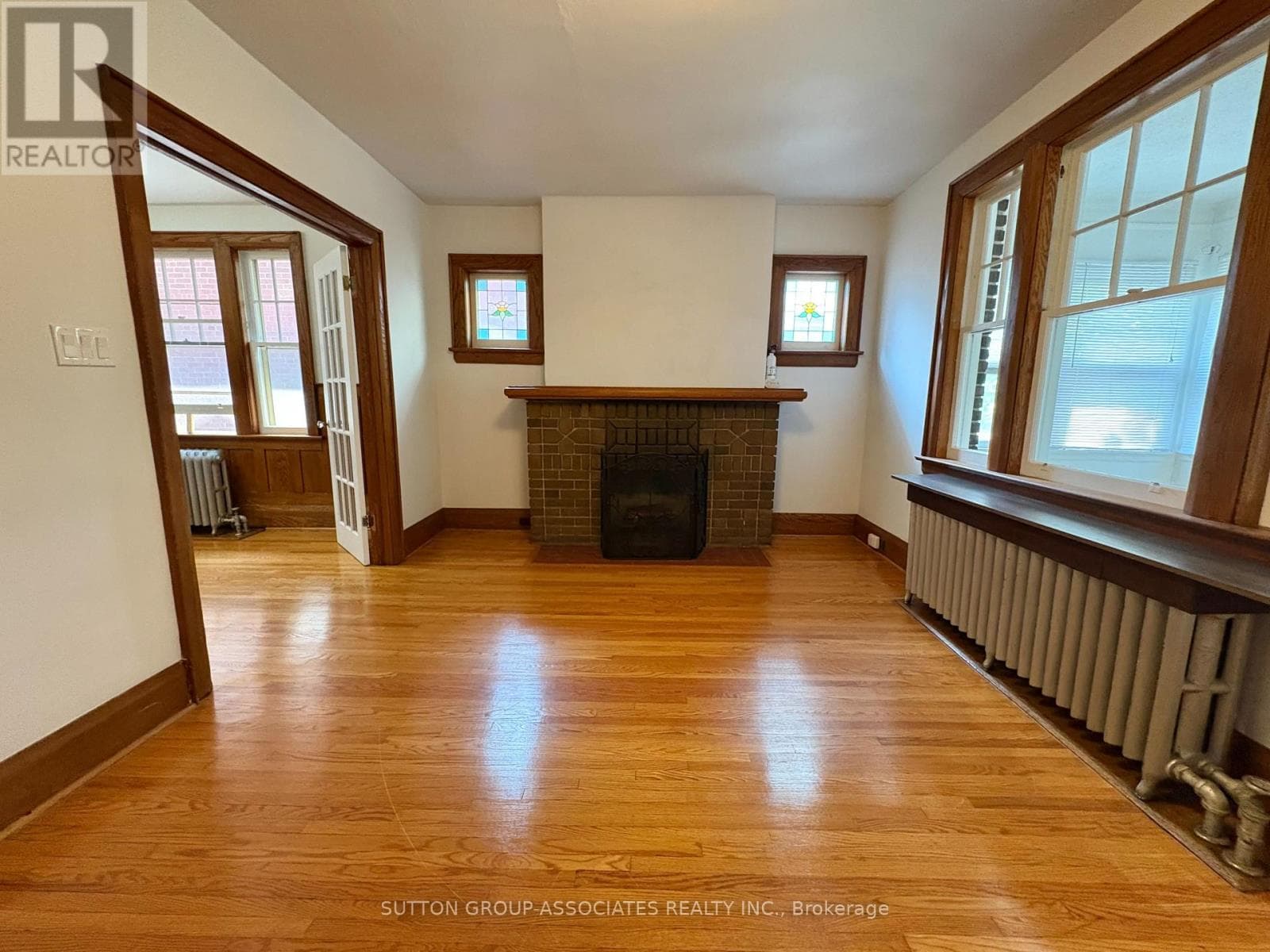 Multi-family at Upper- 191 Arlington Avenue, Toronto (Humewood-Cedarvale), Ontario - Photo 4 - RE/MAX Garden City Realty