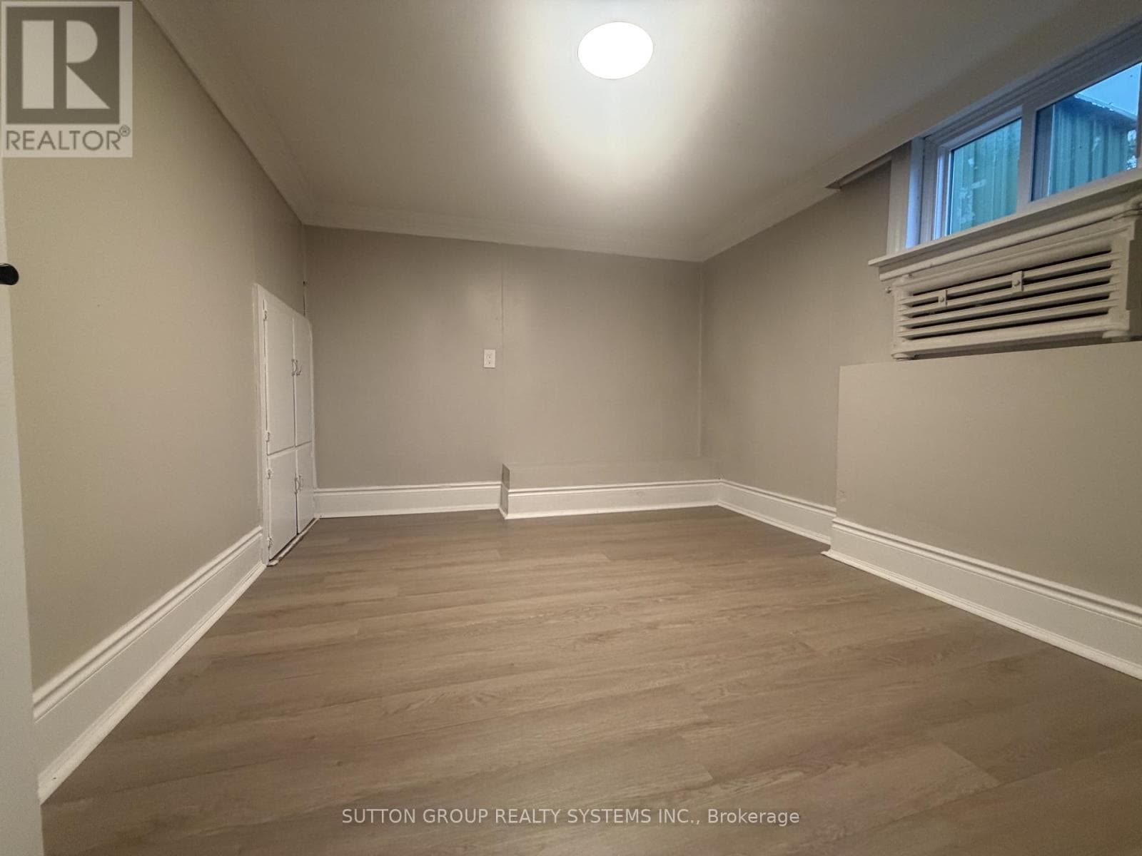 Single Family at 3 Tyrone Avenue, Toronto (Mount Dennis), Ontario - Photo 8 - RE/MAX Garden City Realty