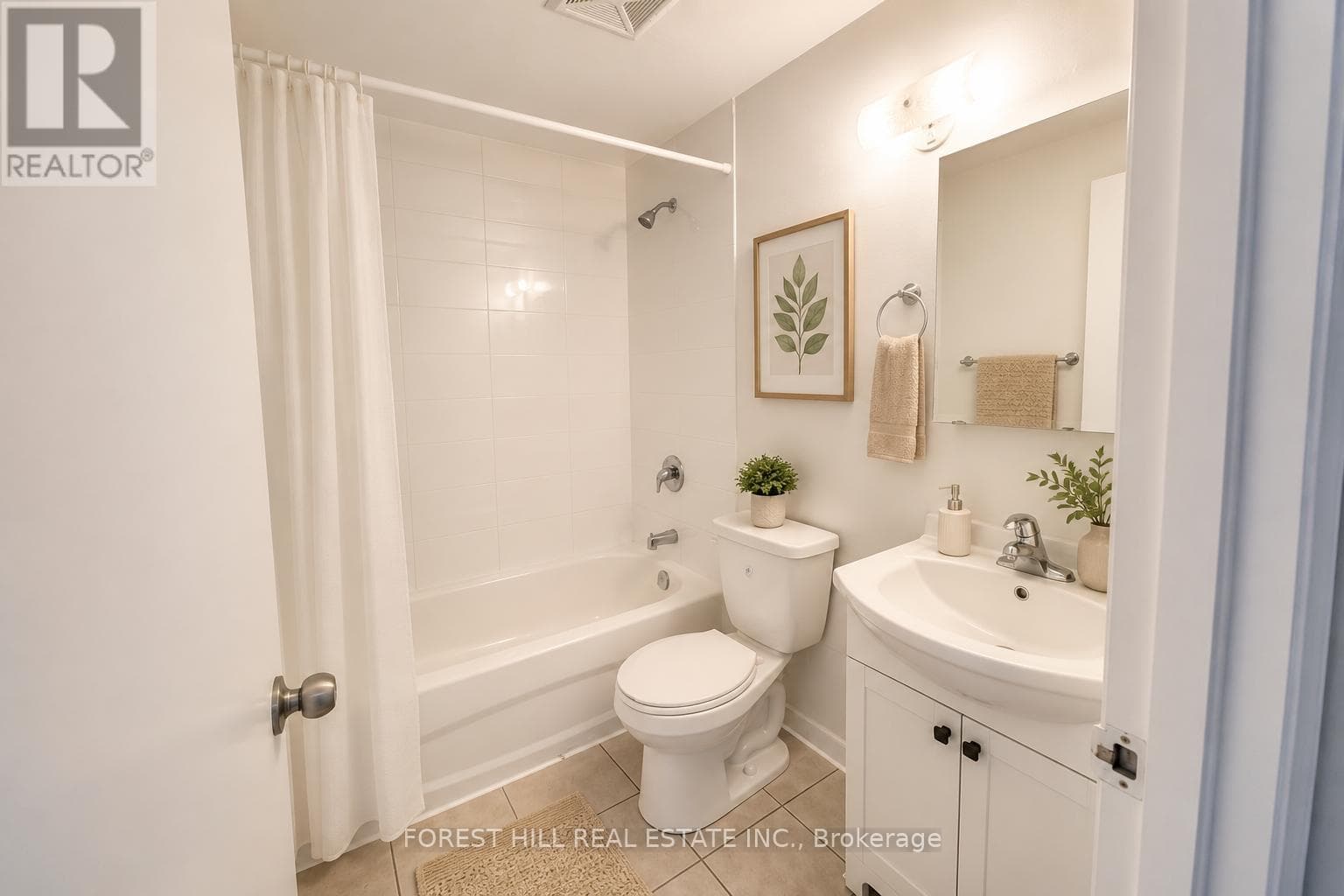 Single Family at 101- 195 Kennedy Road, Brampton (Brampton East), Ontario - Photo 6 - RE/MAX Garden City Realty