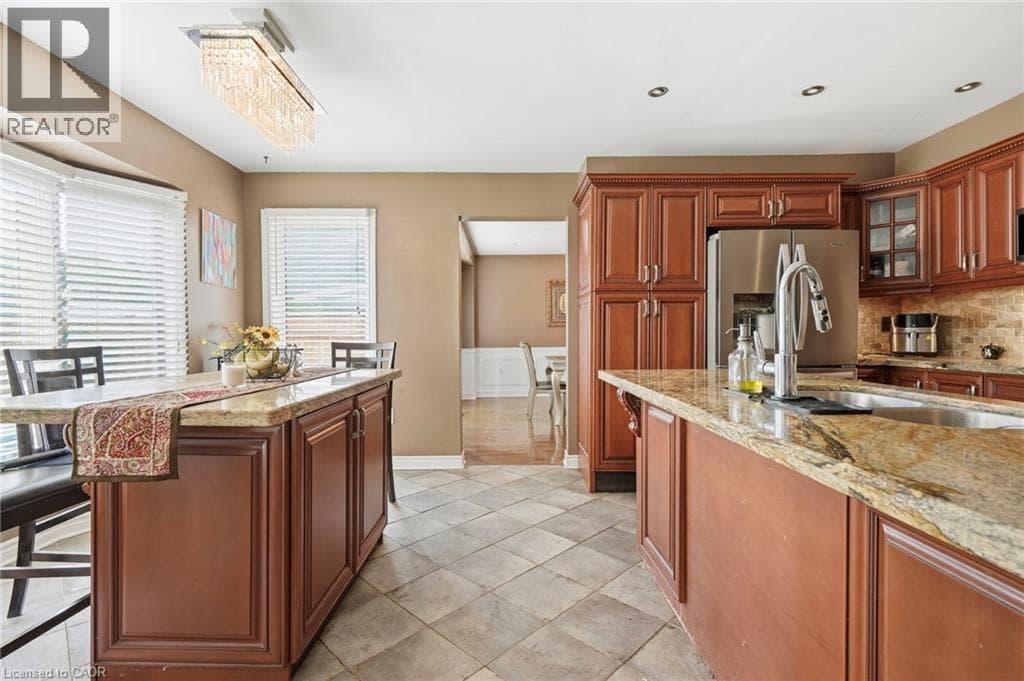 Single Family at 55 WOODSIDE Square, Pelham, Ontario - Photo 10 - RE/MAX Garden City Realty