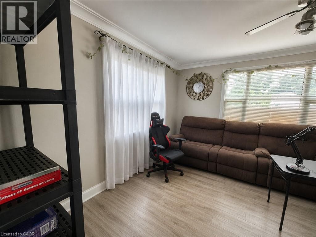 Single Family at 2- 24 UNION Street, St. Catharines, Ontario - Photo 5 - RE/MAX Garden City Realty