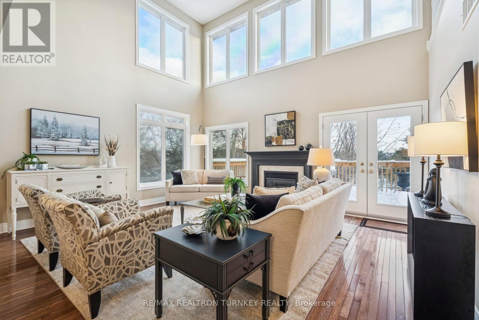 Single Family at 440 Morley Cook Crescent, Newmarket (Stonehaven-Wyndham), Ontario - Photo 6 - RE/MAX Garden City Realty