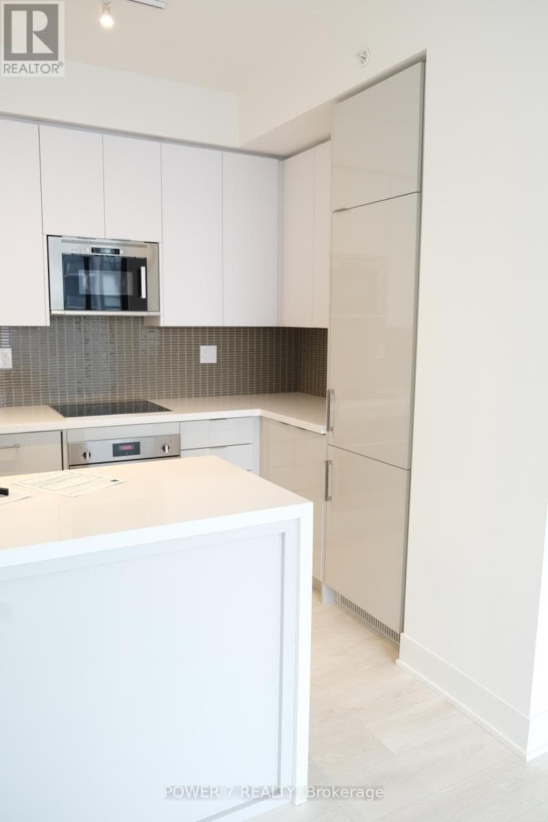 Single Family at 1002- 2908 Highway 7 Road, Vaughan (Concord), Ontario - Photo 7 - RE/MAX Garden City Realty