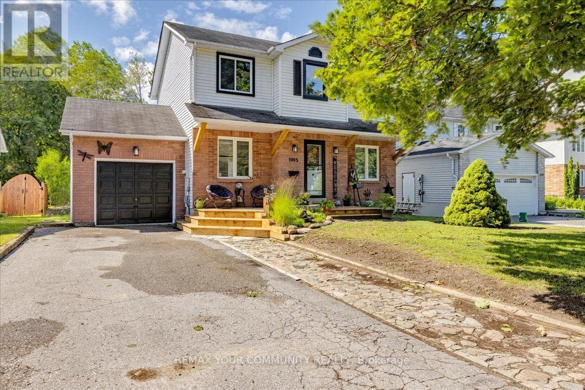 1005 Vance Crescent