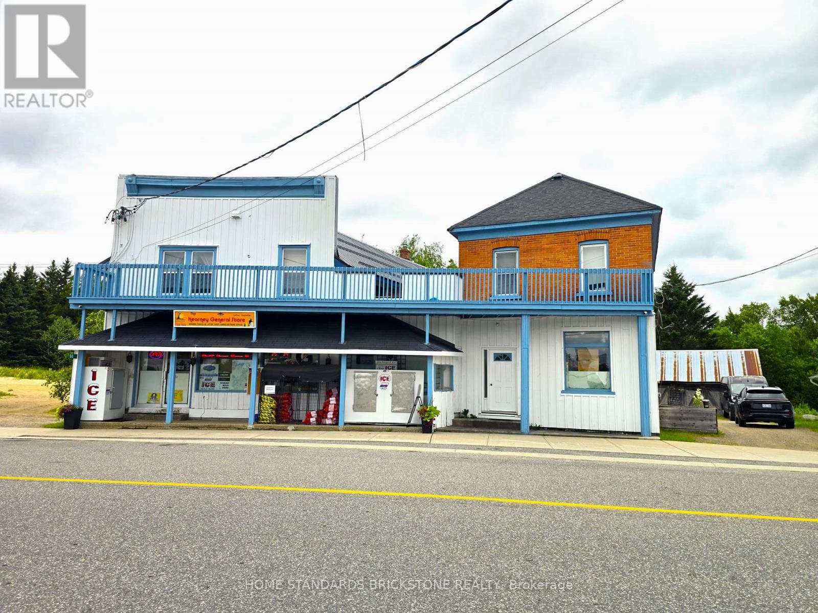 98 Main Street