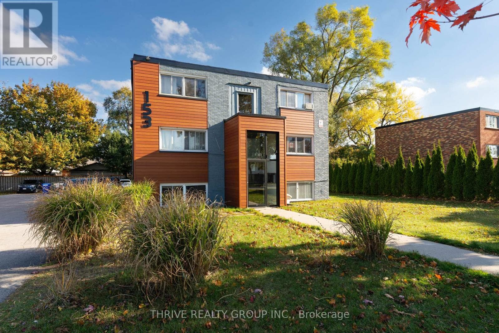 8- 153 Godfrey Drive