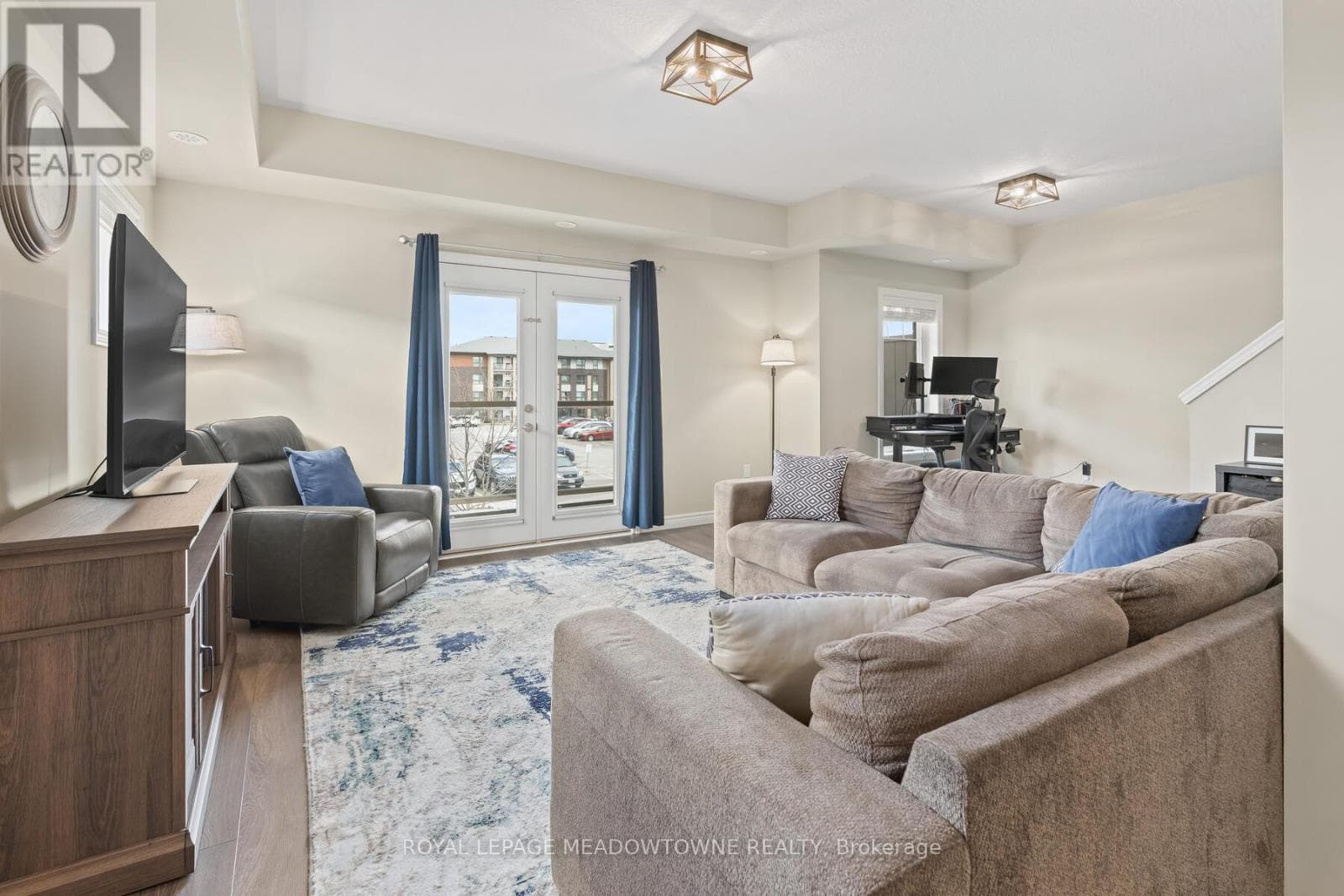 20- 39 Kay Crescent