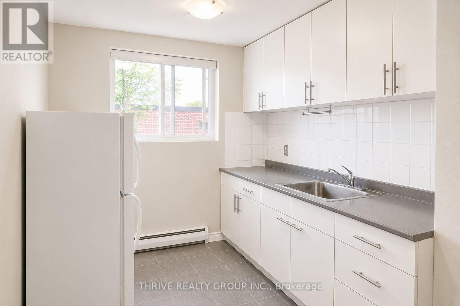 Multi-family at 3- 153 Godfrey Drive, London East (East D), Ontario - Photo 4 - RE/MAX Garden City Realty