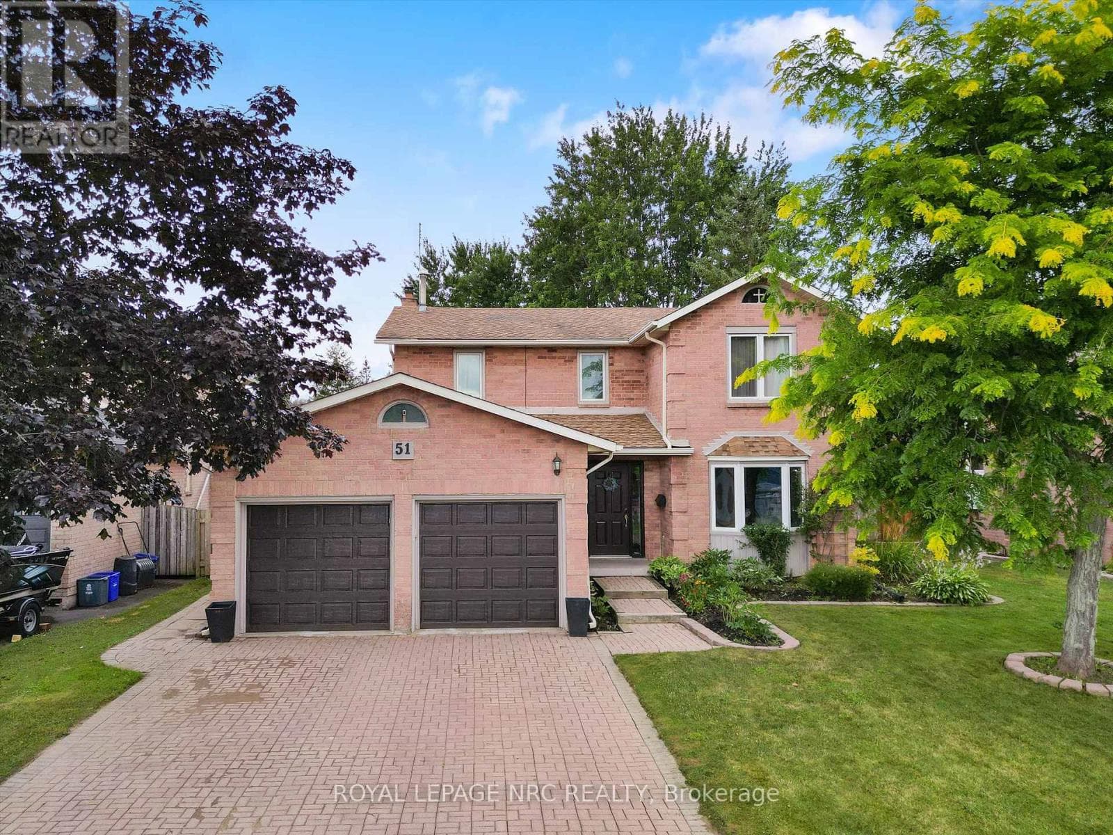 Single Family at 51 Briarsdale Crescent, Welland (N. Welland), Ontario - Photo 2 - RE/MAX Garden City Realty