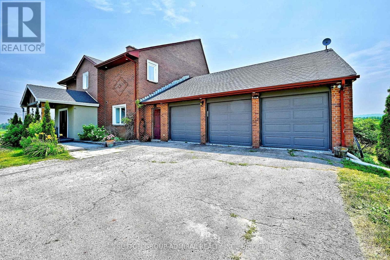7205 19th Side Road