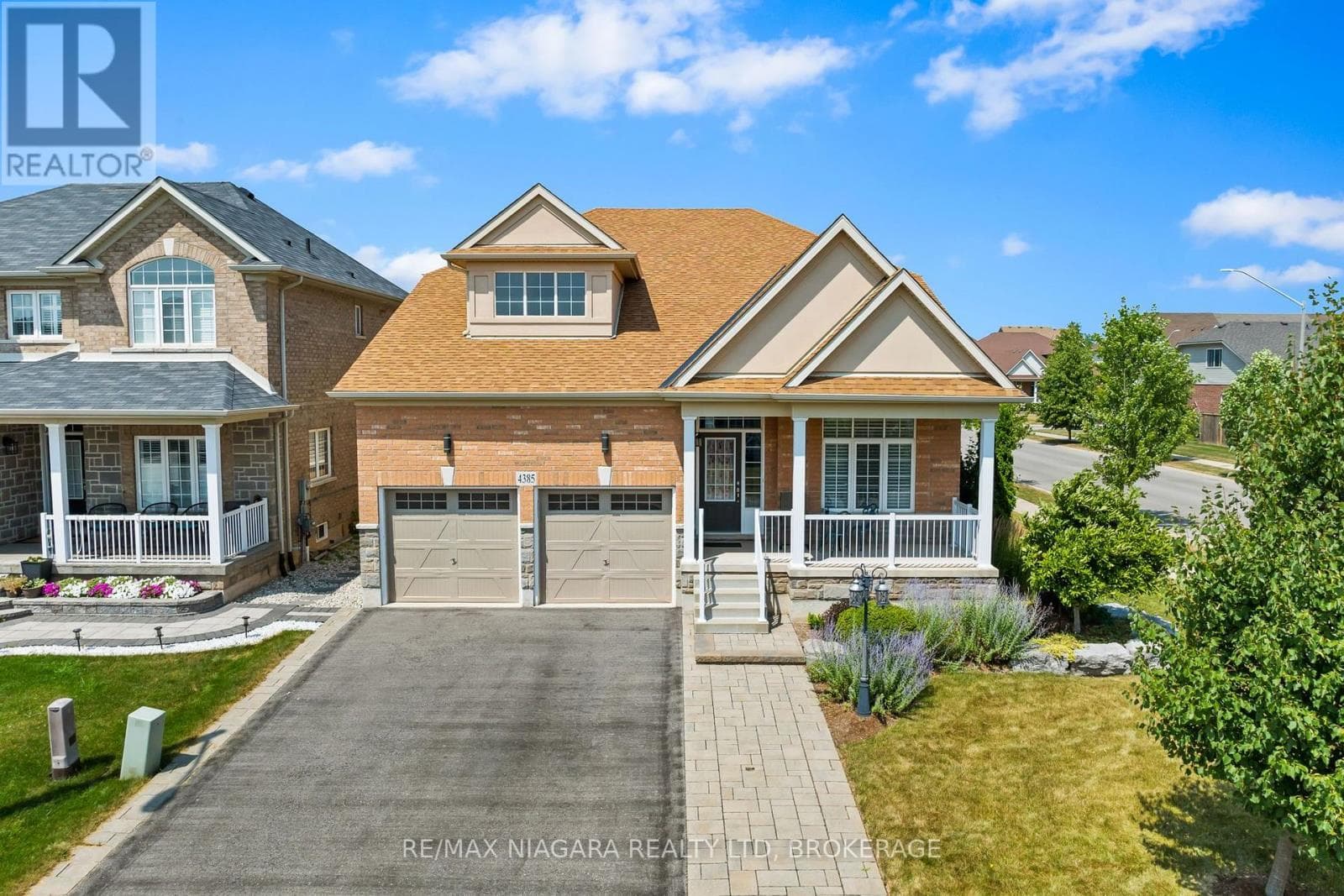 4385 Cinnamon Grove