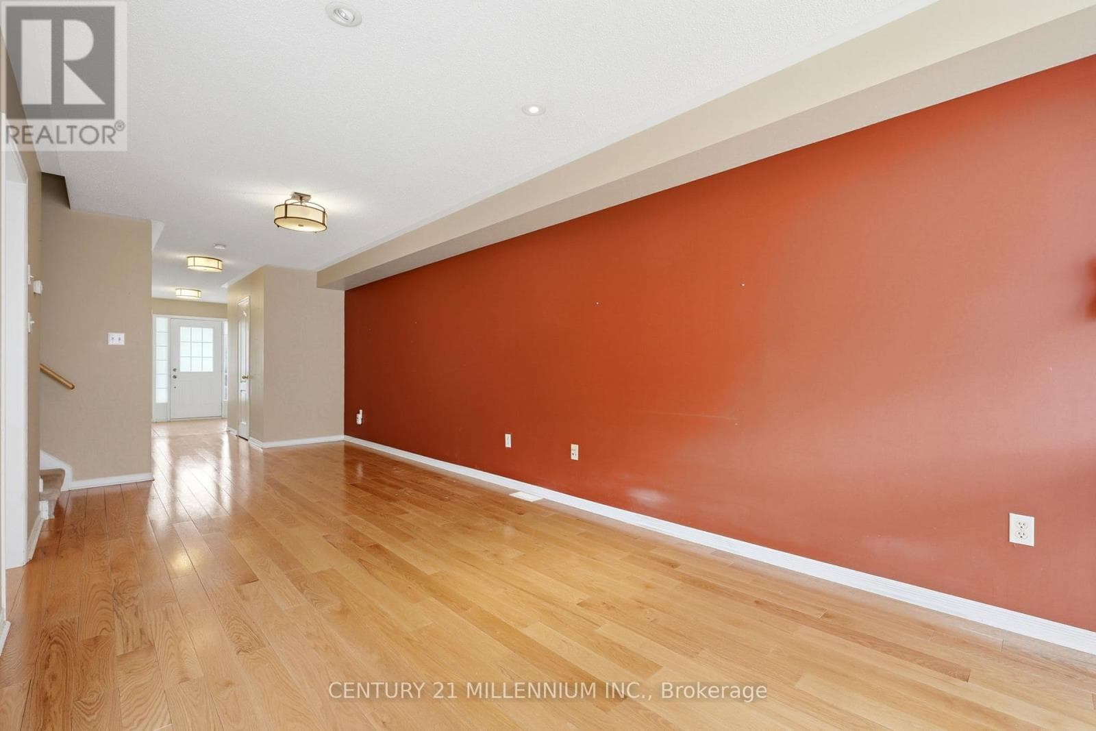 Single Family at 6- 6399 Spinnaker Circle, Mississauga (Meadowvale Village), Ontario - Photo 7 - RE/MAX Garden City Realty