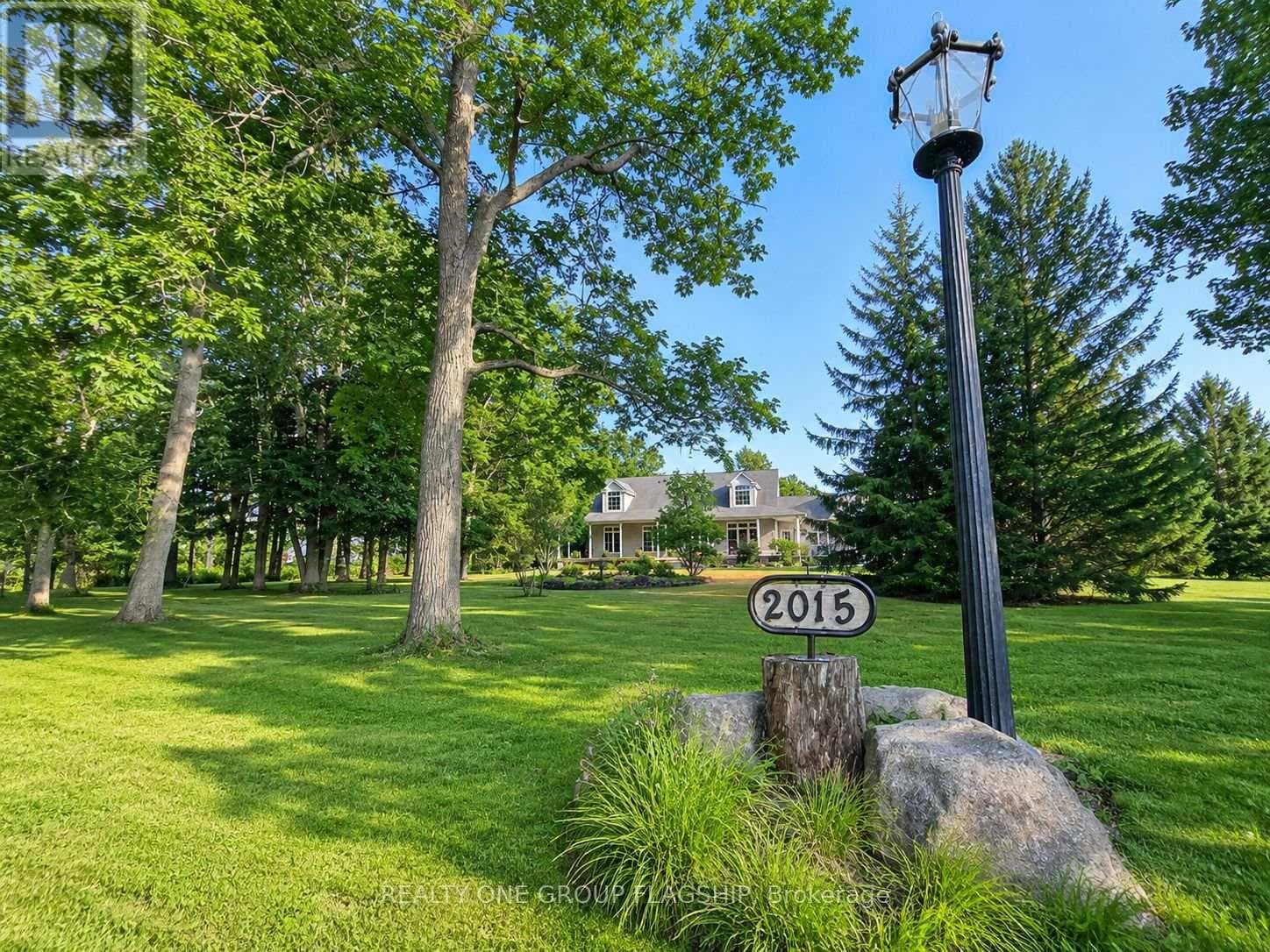 Single Family at 2015 Nigh Road, Fort Erie (Crescent Park), Ontario - Photo 2 - RE/MAX Garden City Realty