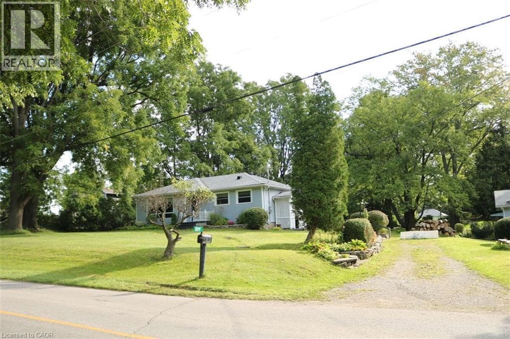 Single Family at 1109 EFFINGHAM Street, Pelham, Ontario - Photo 4 - RE/MAX Garden City Realty