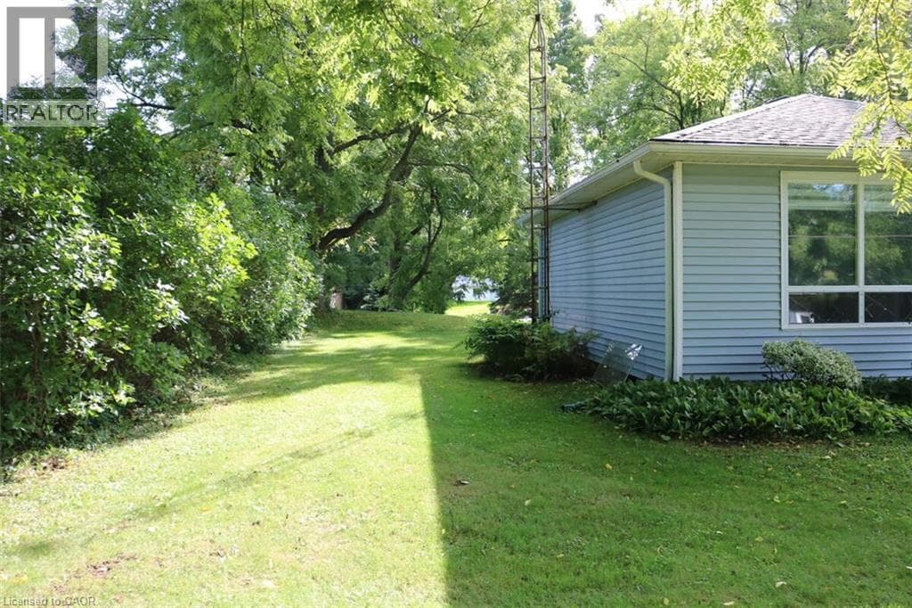 Single Family at 1109 EFFINGHAM Street, Pelham, Ontario - Photo 5 - RE/MAX Garden City Realty