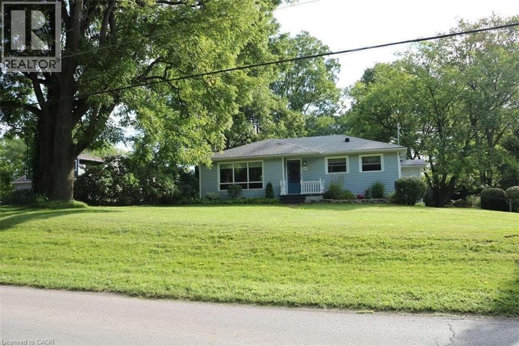 Single Family at 1109 EFFINGHAM Street, Pelham, Ontario - Photo 3 - RE/MAX Garden City Realty