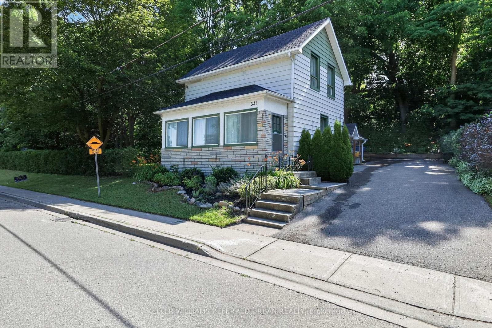 341 Cotter Street