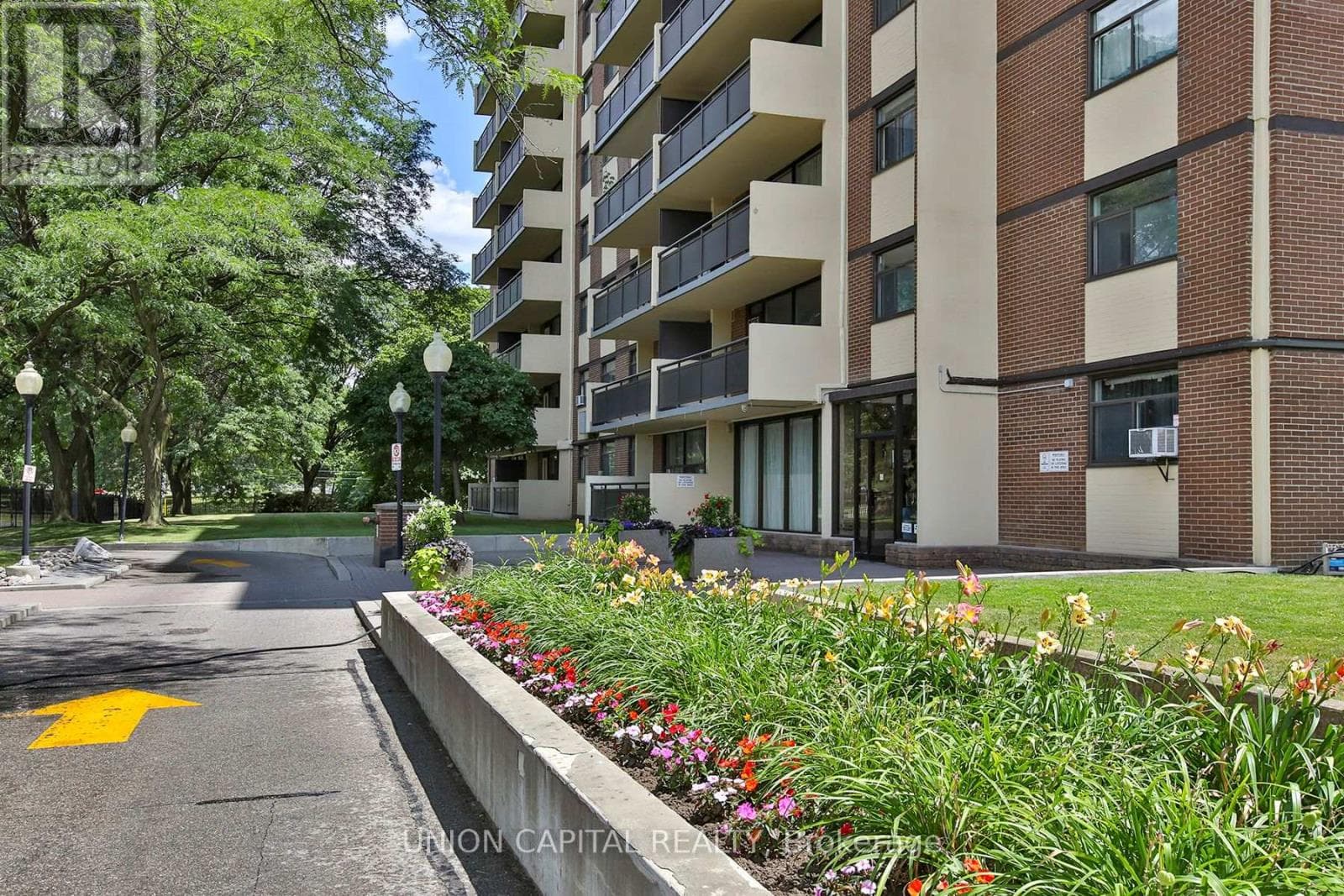 711- 5 Frith Road