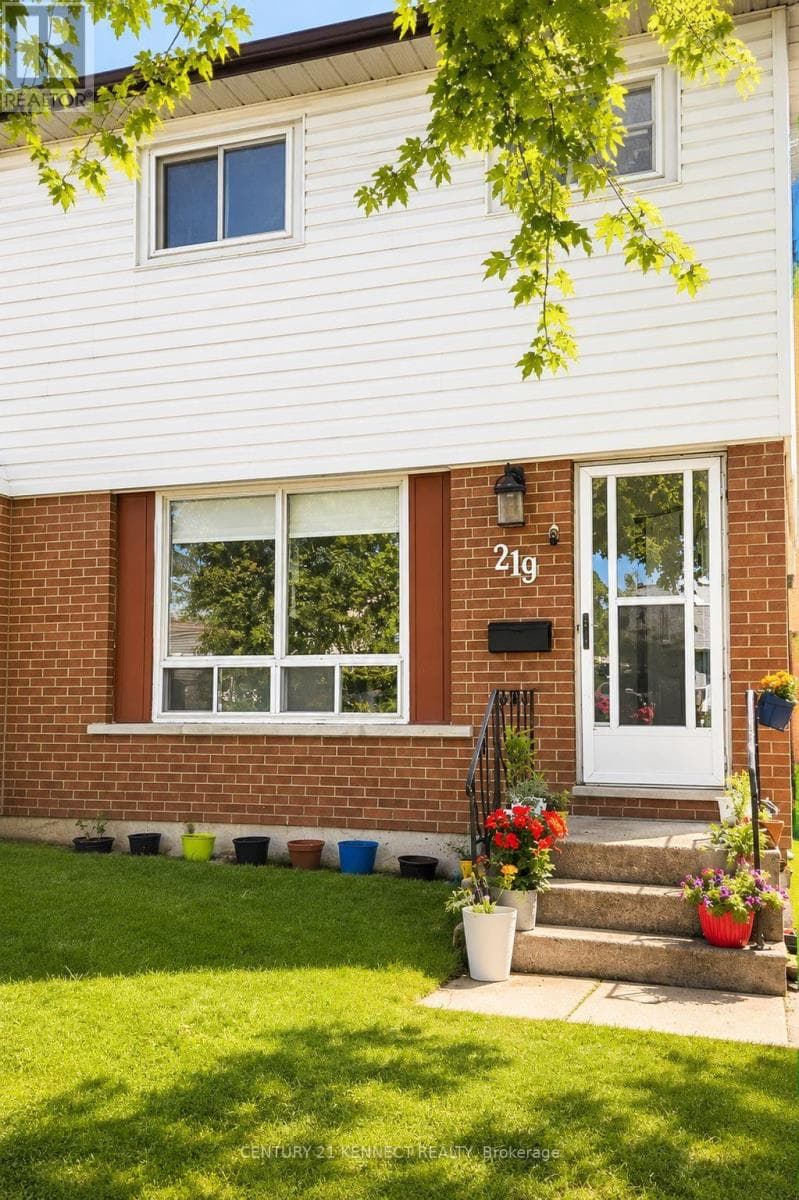 Single Family at 219 Barkley Crescent, Oshawa (Vanier), Ontario - Photo 2 - RE/MAX Garden City Realty
